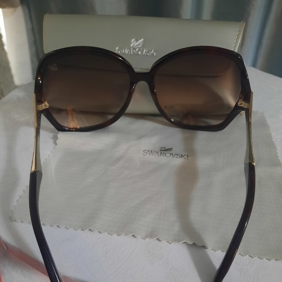 Swarovski Sunglasses - Picture 4 of 6
